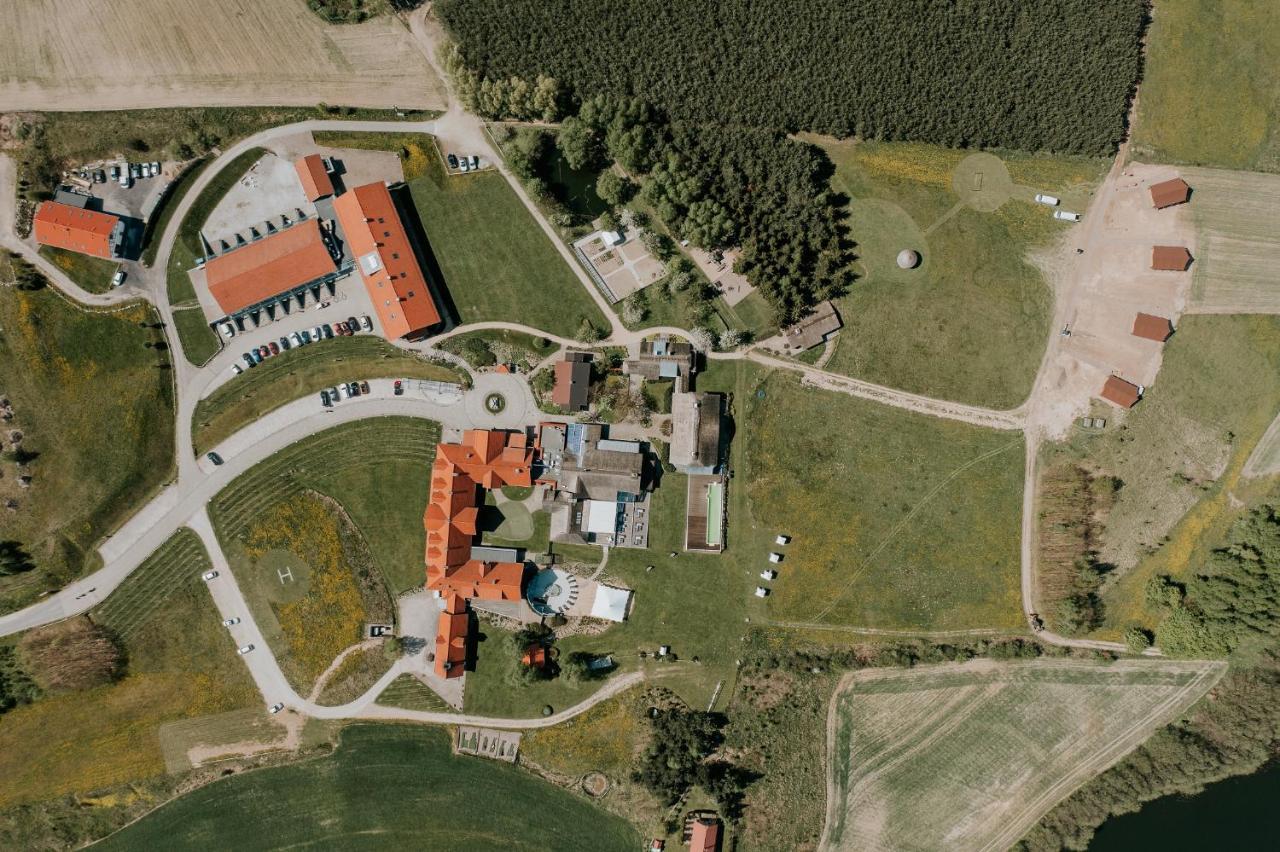 Osada Gleboczek. Vine Resort&Spa Wielki Głęboczek Dış mekan fotoğraf
