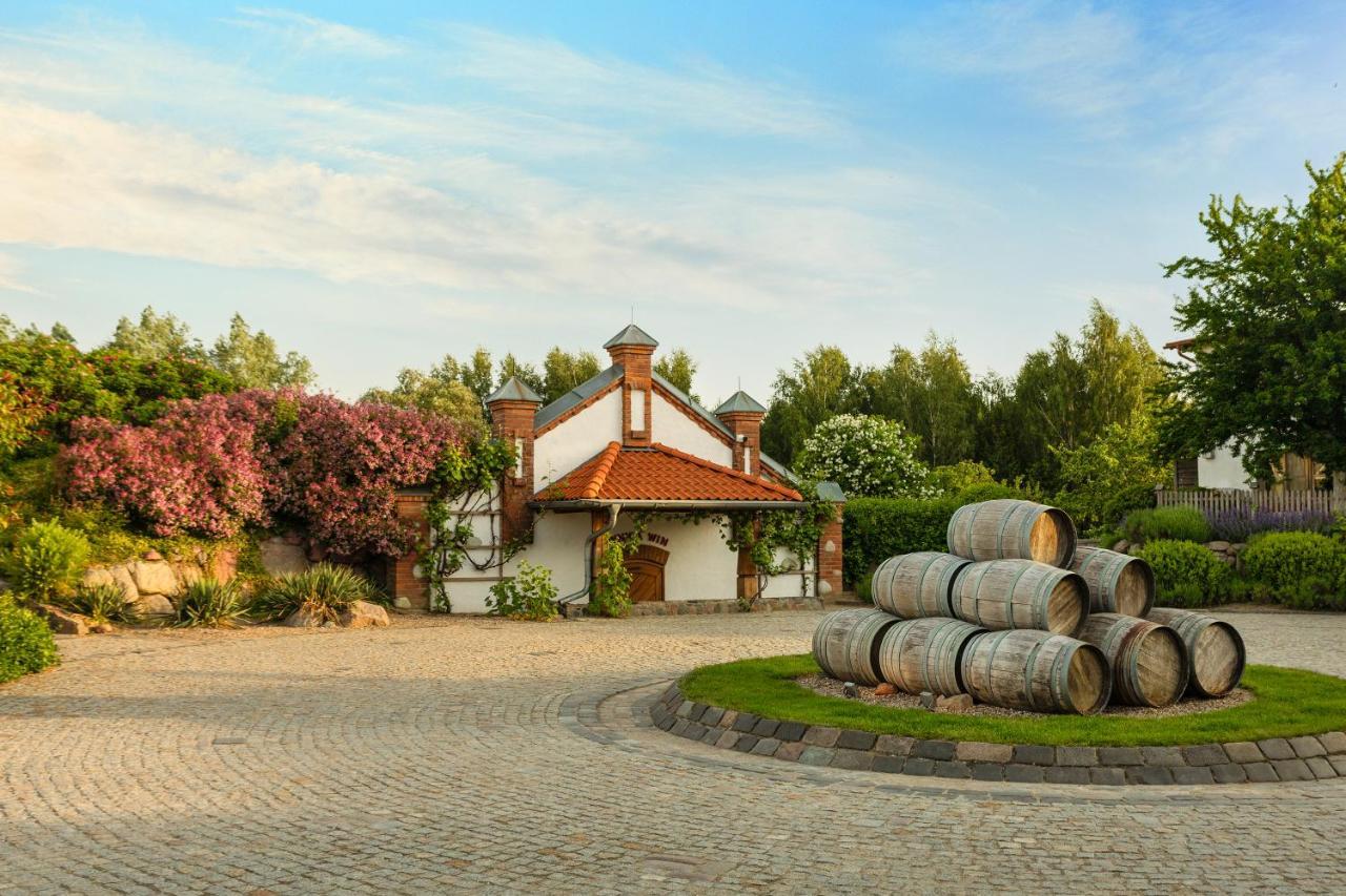 Osada Gleboczek. Vine Resort&Spa Wielki Głęboczek Dış mekan fotoğraf