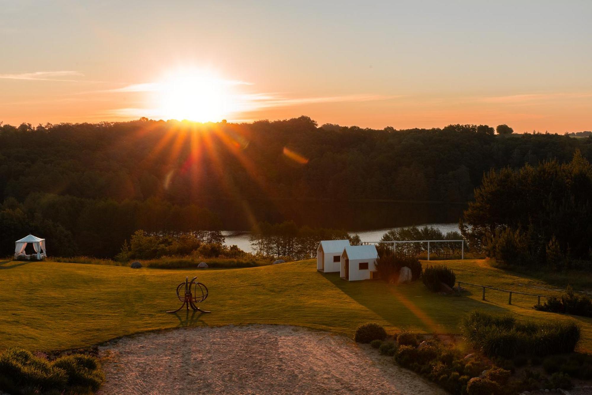 Osada Gleboczek. Vine Resort&Spa Wielki Głęboczek Dış mekan fotoğraf